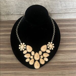 Chic Cream Floral Necklace